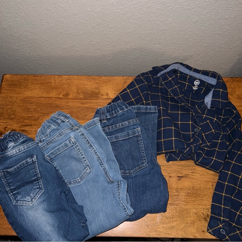 Toddler Boys 4t Winter Bundle - 1 Flannel type shirt, 3 pairs of jeans